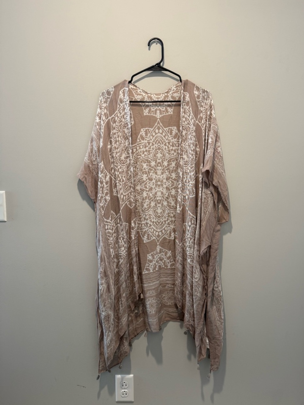Women's Tan & White Printed Swim Cover-Up Kimono